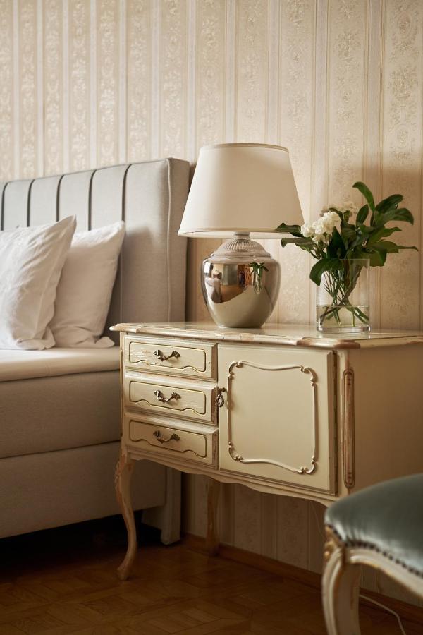 Boutique Palac Warmatowice Sienkiewiczowskie Legnica Luaran gambar