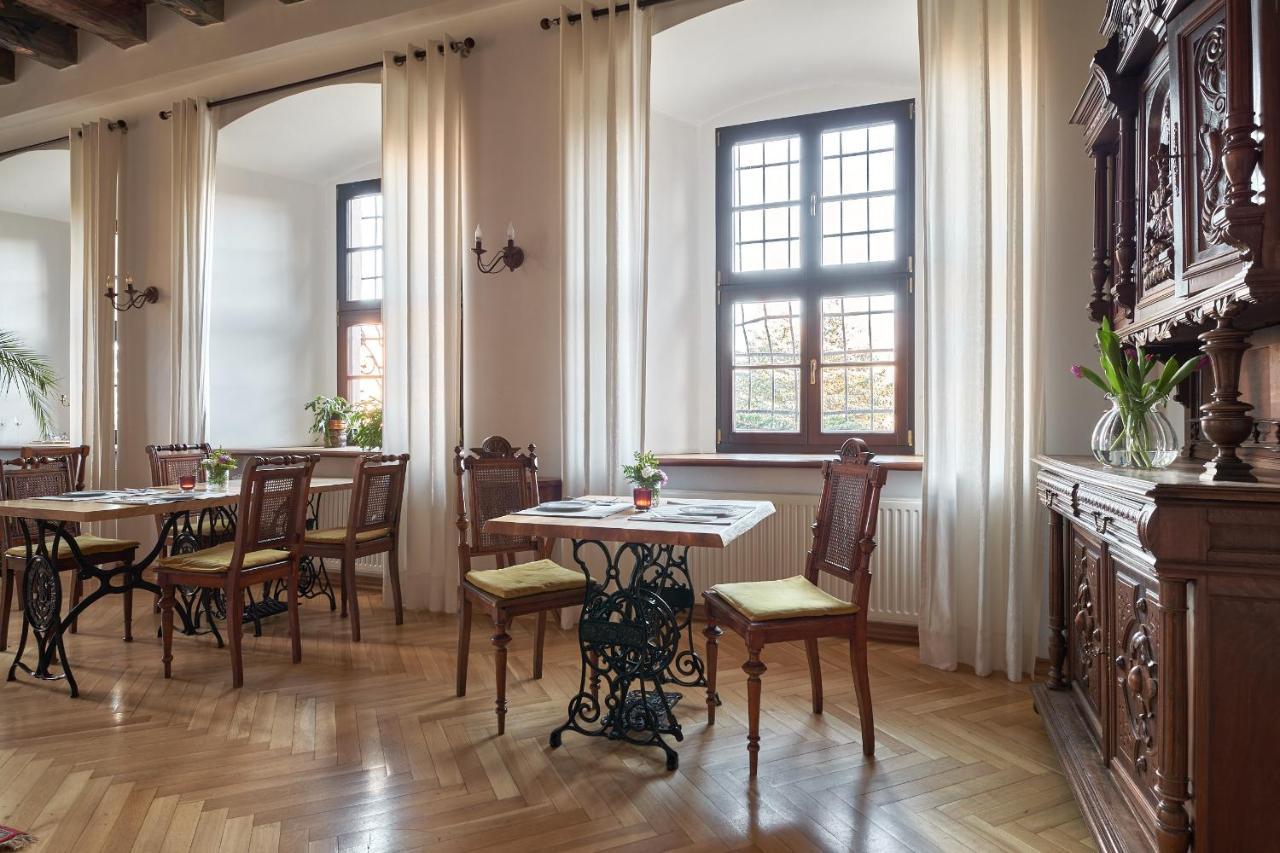 Boutique Palac Warmatowice Sienkiewiczowskie Legnica Luaran gambar