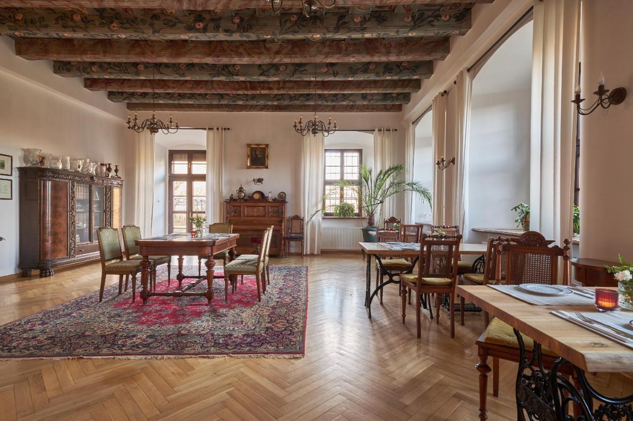 Boutique Palac Warmatowice Sienkiewiczowskie Legnica Luaran gambar